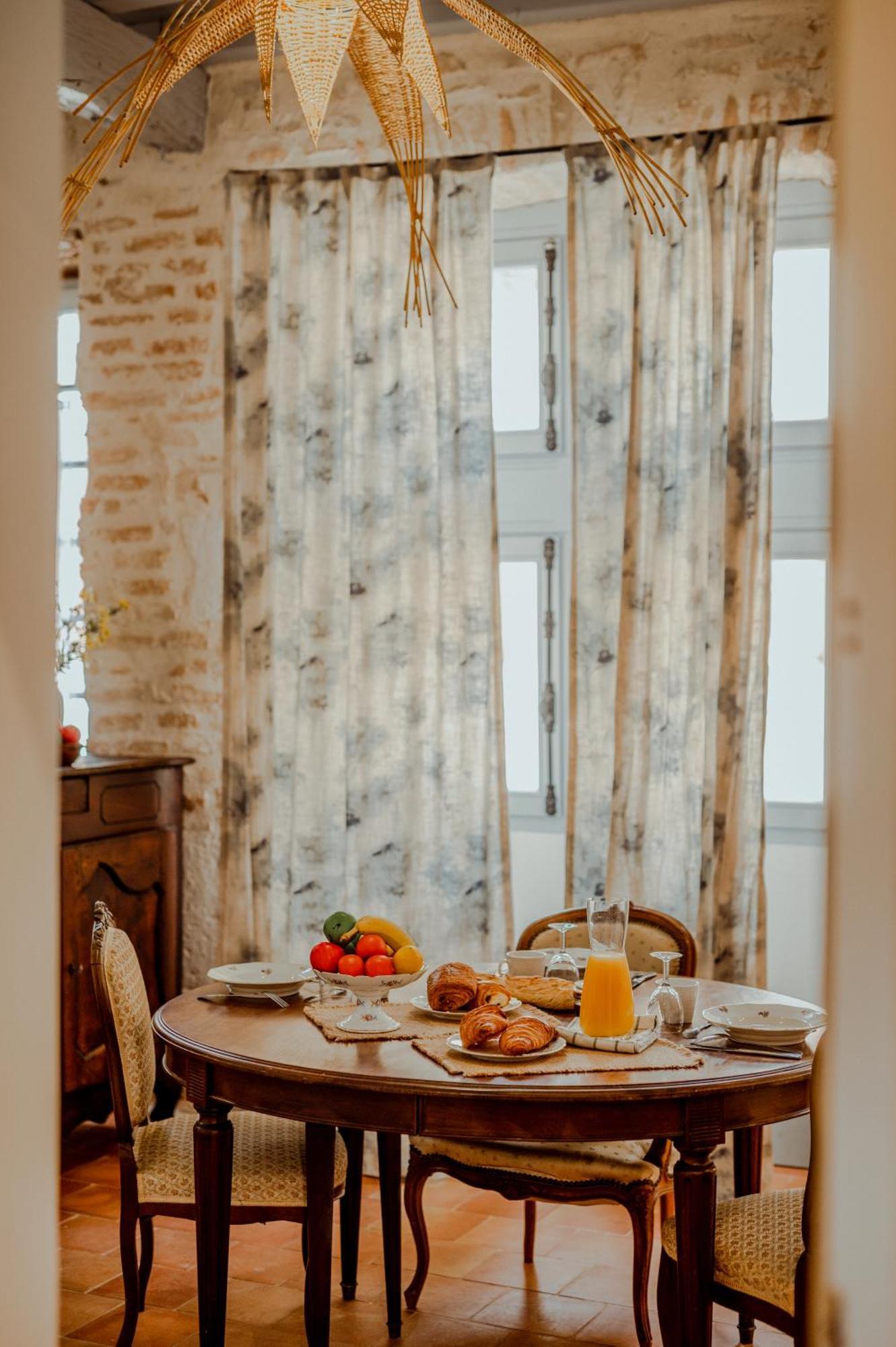 La Chambre Bleue โลว์แซร์ต ภายนอก รูปภาพ